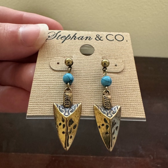 Stephan & CO Arrowhead Turquoise Earrings - New - Picture 2 of 6